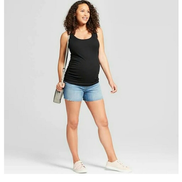 Isabel maternity shorts - Picture 2 of 6